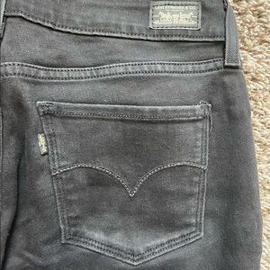 Levi’s black leggings style jeans